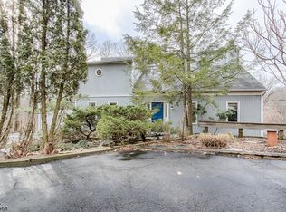 63 Kitchell Rd, Denville, NJ 07834