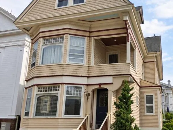 81 Mill St #3, Newport, RI 02840