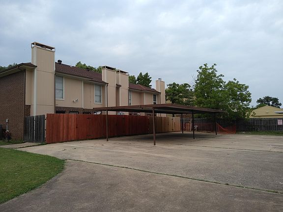 Spacious well illuminated Carport