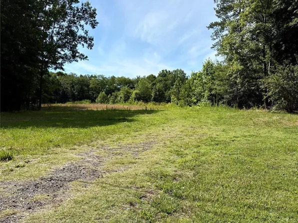 1323 Hill Rd, Lincolnton, NC 28092