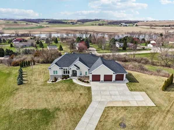 6249 Amethyst Dr, Waunakee, WI 53597