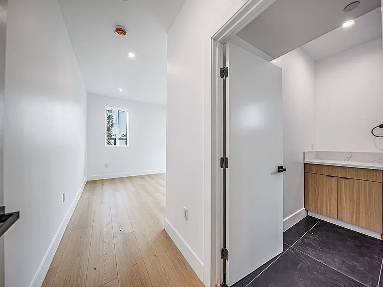2026 Luxury 3, 4 & 5 Bed Townhomes — Photo 119