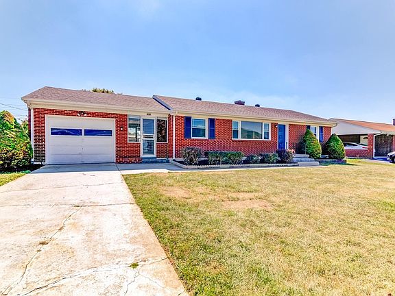 2nd image of 2623 Pinecrest Dr