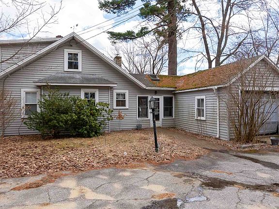 4th image of 55 Flint Pond Dr
