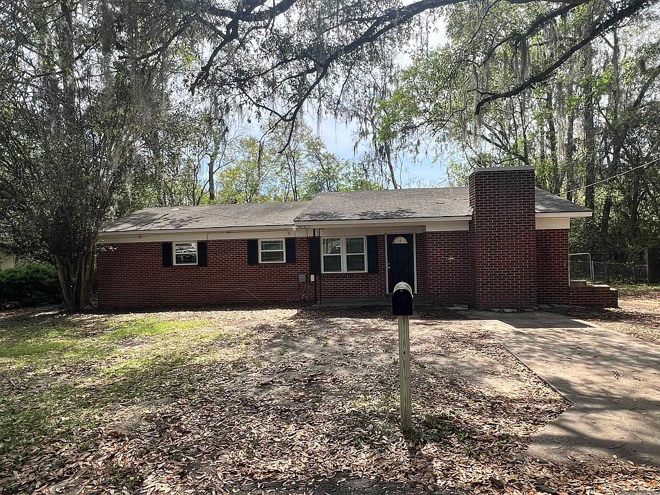 1st image of 2613 Rippee Rd