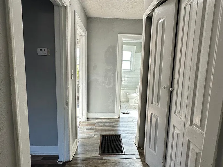 29 W 18th St #1F — Photo 6