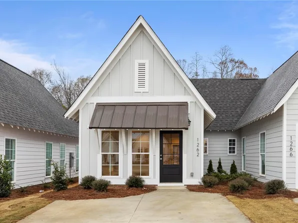 1223 Hidden Den Trl, Opelika, AL 36801