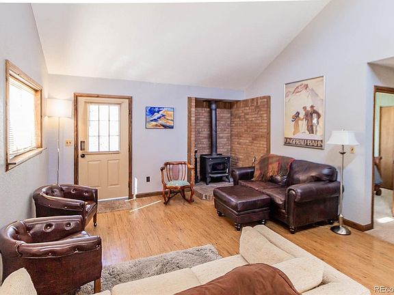 4th image of 1325 Leslie Cir