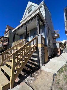 2513 Spring St, Pittsburgh, PA, 15210