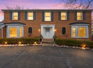 33686 Yorkridge St, Farmington Hills, MI 48331