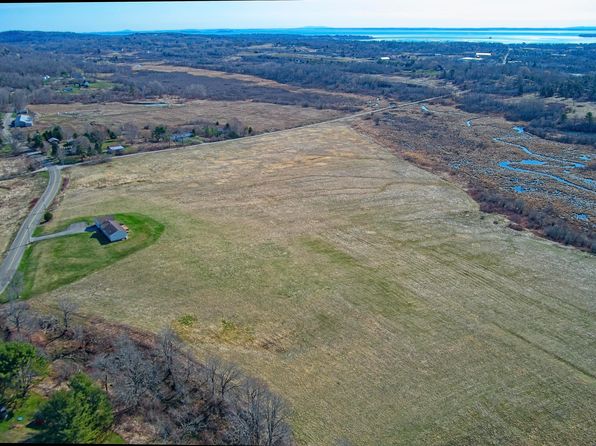 169 W Meadow Road, Thomaston, ME 04861