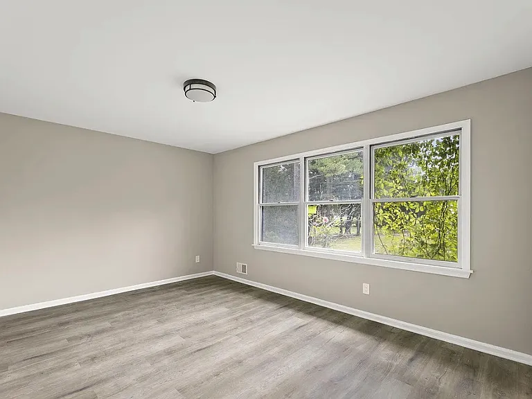 478 Cobain Rd — Photo 15