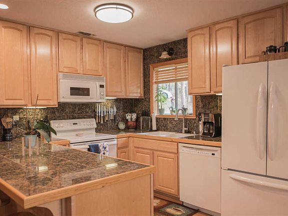 5th image of 24174 Umasi Ct