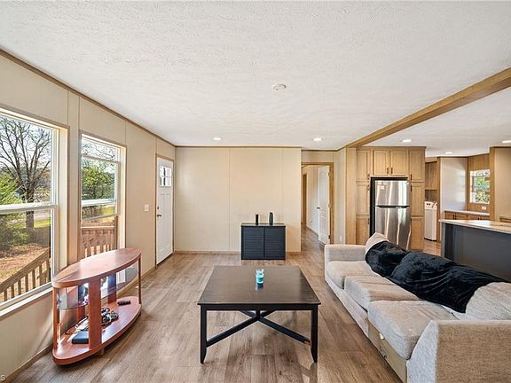 2nd image of 848 Wafford Rd