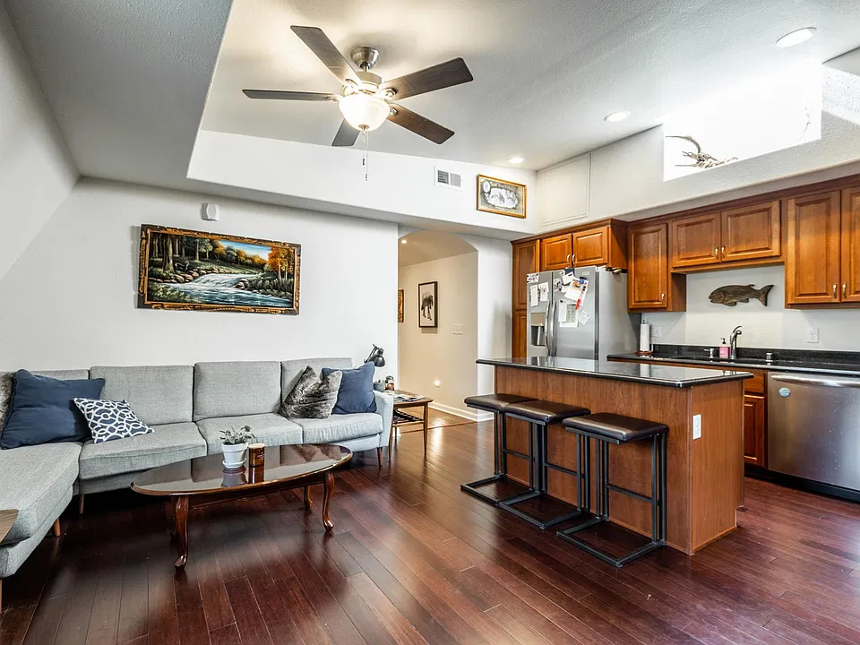 1818 N Humboldt Ave #302