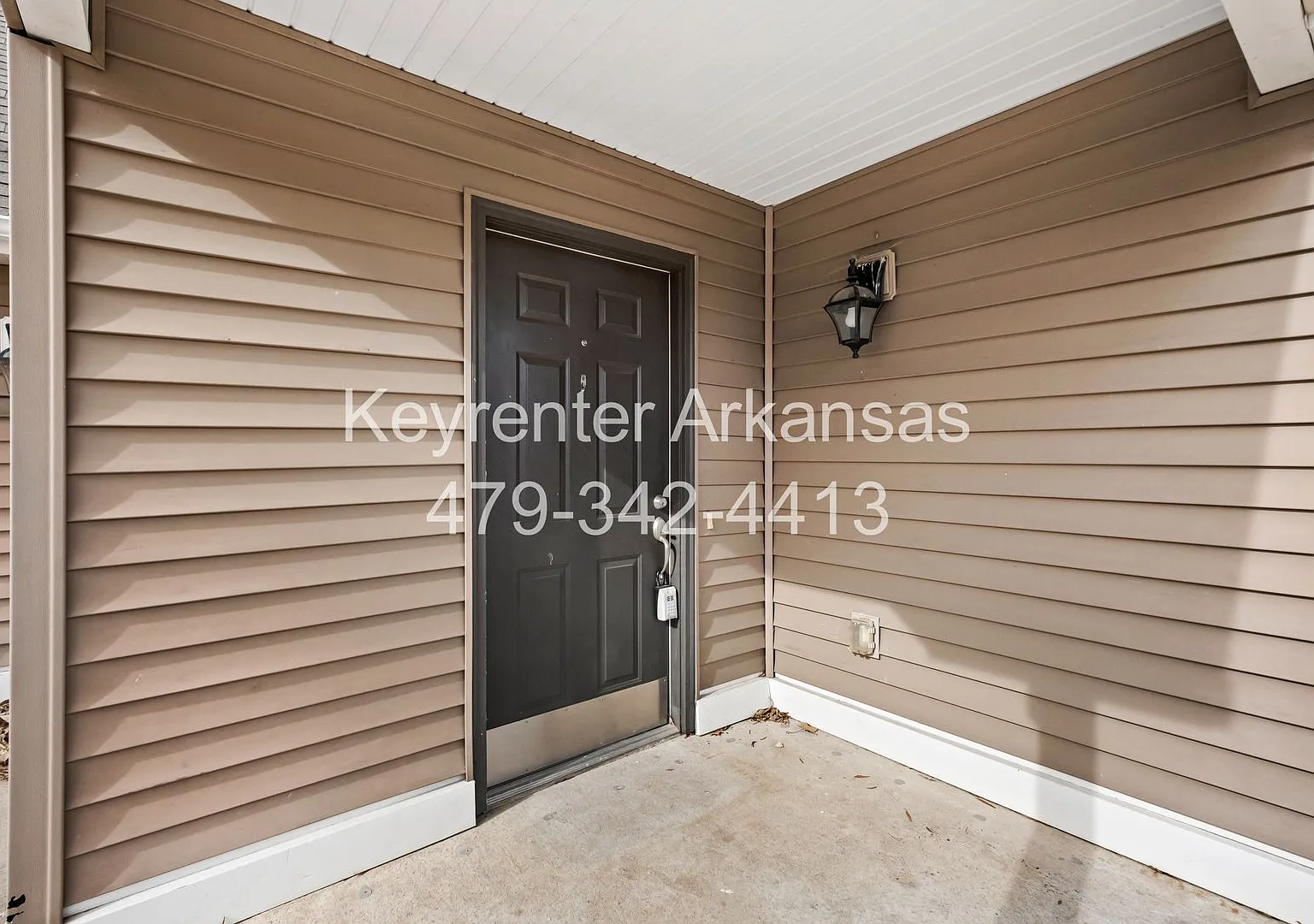 Wonderful two-story house — Photo 4