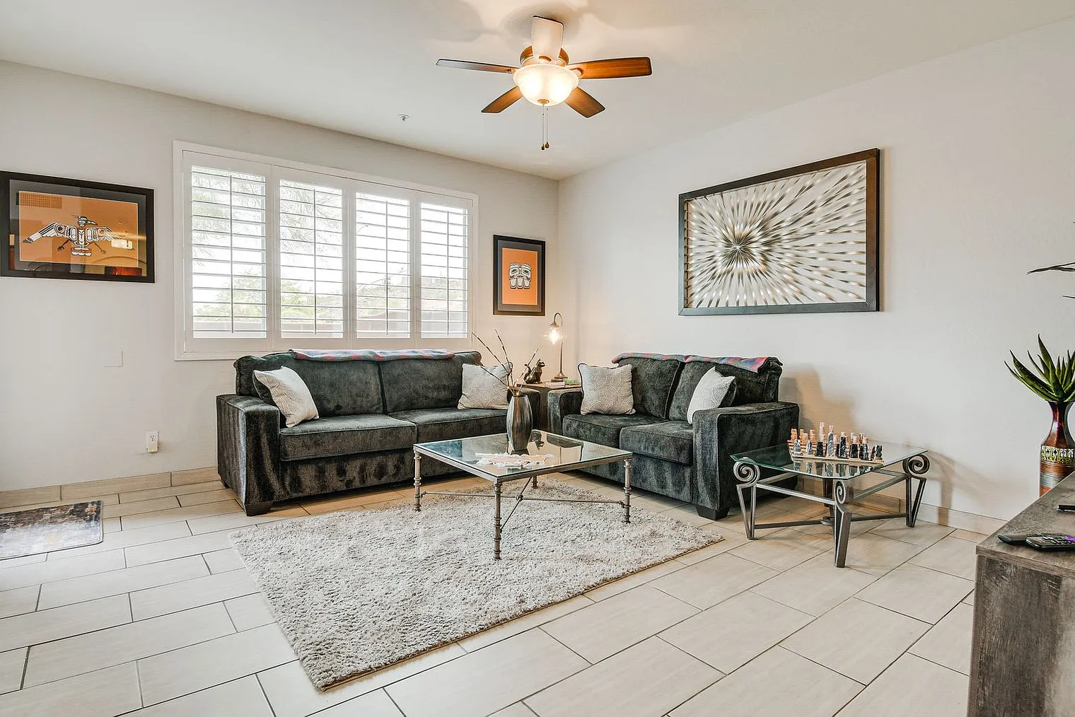 3 bed, 2.0 bath, 1776 sqft, $4,419 — Photo 1