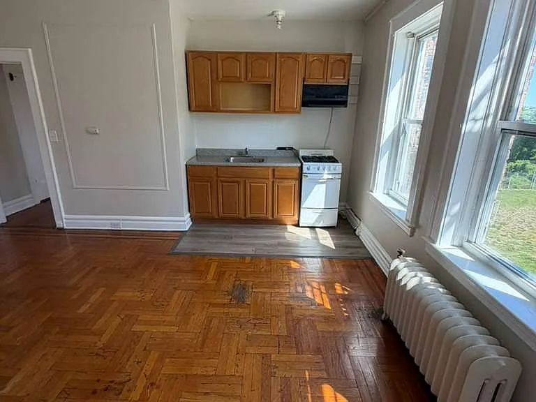575 Mount Prospect Ave #404 — Photo 3