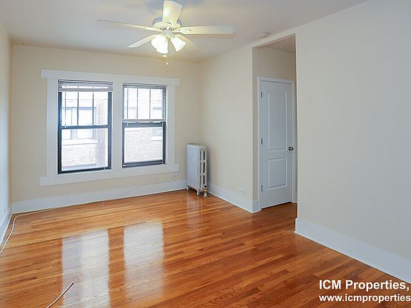 2nd image of 529 W Cornelia Ave #2