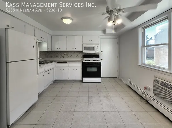 5238 N Neenah Ave #1D, Chicago, IL 60656