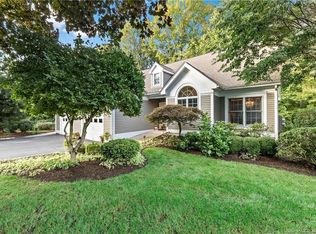 16 Carrie Cir UNIT 16, Fairfield, CT 06825