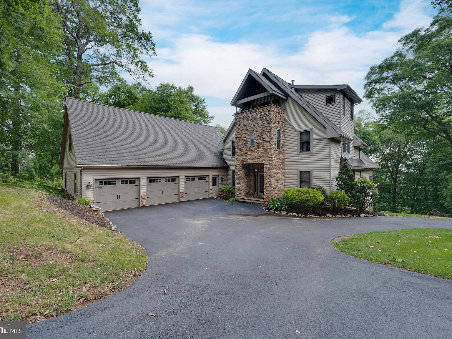 2153 Queens Ct, Reading, PA 19606 Zillow