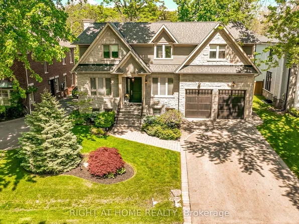 1479 Briarwood Cres, Oakville, ON L6J 2S8