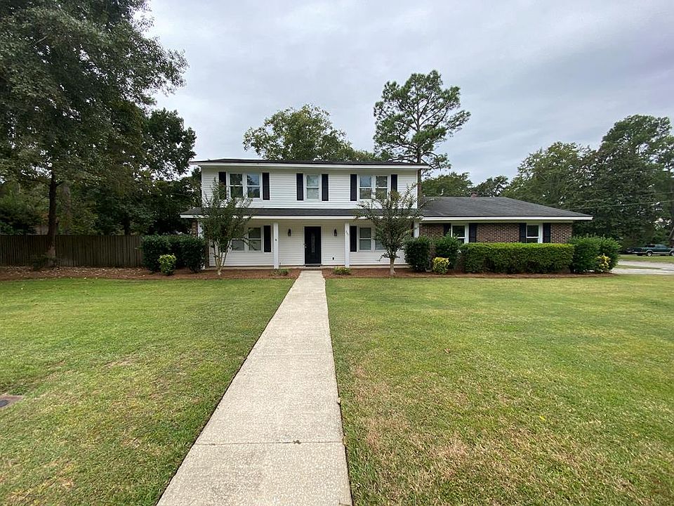 1st image of 207 Breckenridge Dr