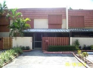 3760 SW 59th Ter, Davie, FL 33314