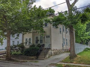 6 Stirling St, Andover, MA 01810