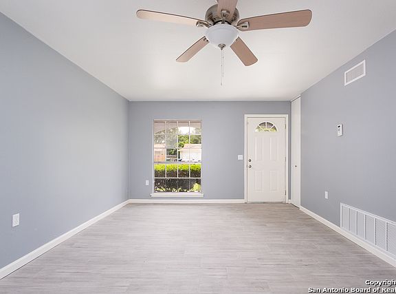 2nd image of 12742 Thomas Sumter St