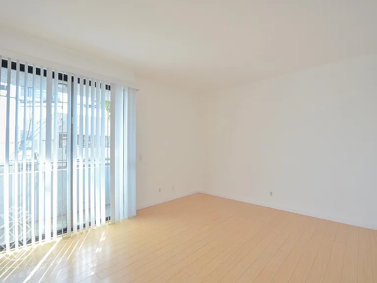 1727 Glendon Ave #104 — Photo 44