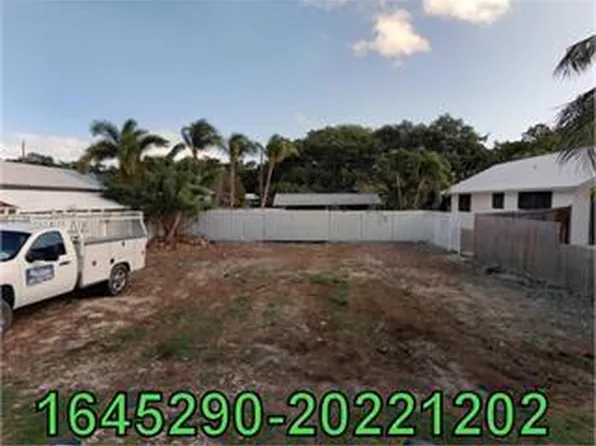 44 Coconut Dr, Key Largo, FL 33037