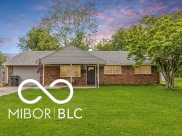 913 Sweetbriar Ave, New Whiteland, IN 46184