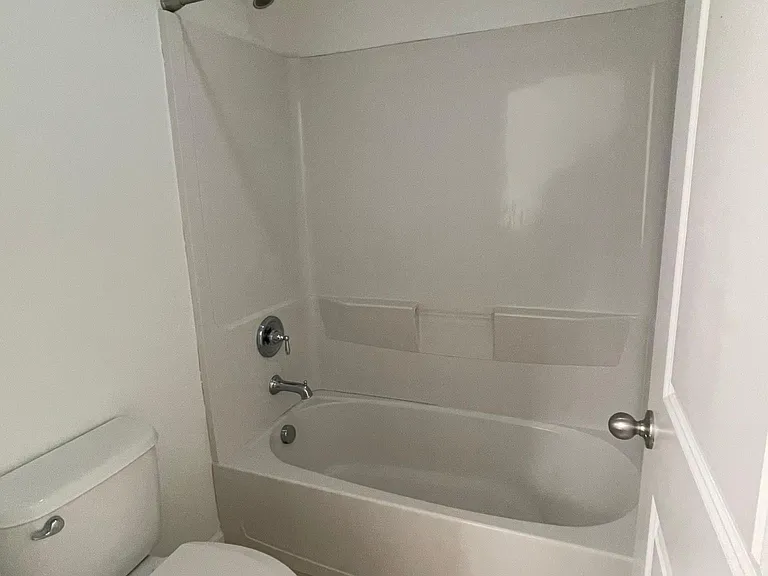 436 Potters Ln — Photo 12