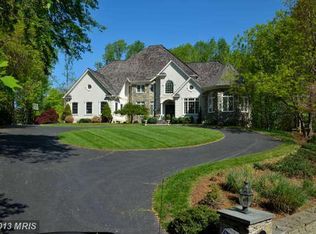 60 Windy Hollow Ct, Great Falls, VA 22066