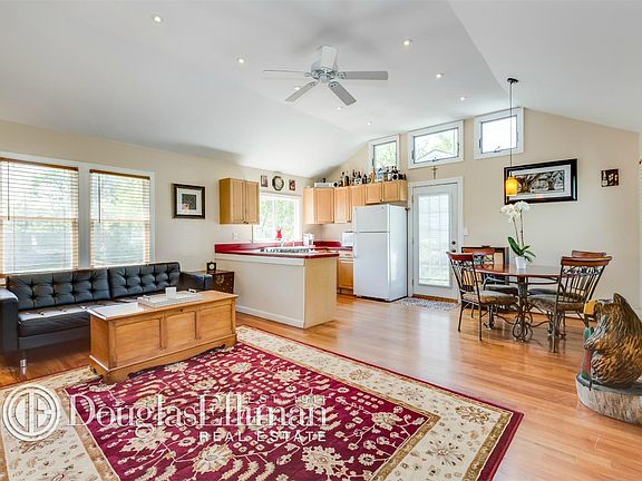 4th image of 25 McConnell Ave