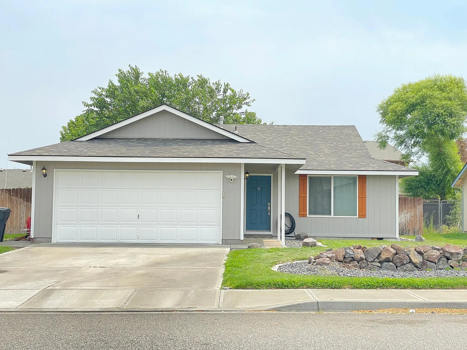 5015 Robert Wayne Dr photo 1