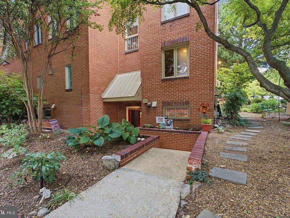1st image of 3301 19th St NW #A1