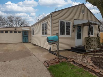 2021 Sheridan St, Oshkosh, WI, 54901