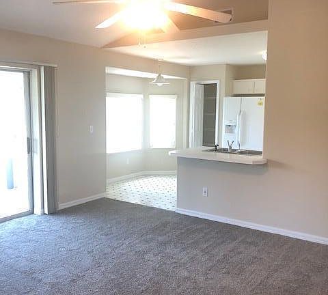 5th image of 22 Fairhill Ln