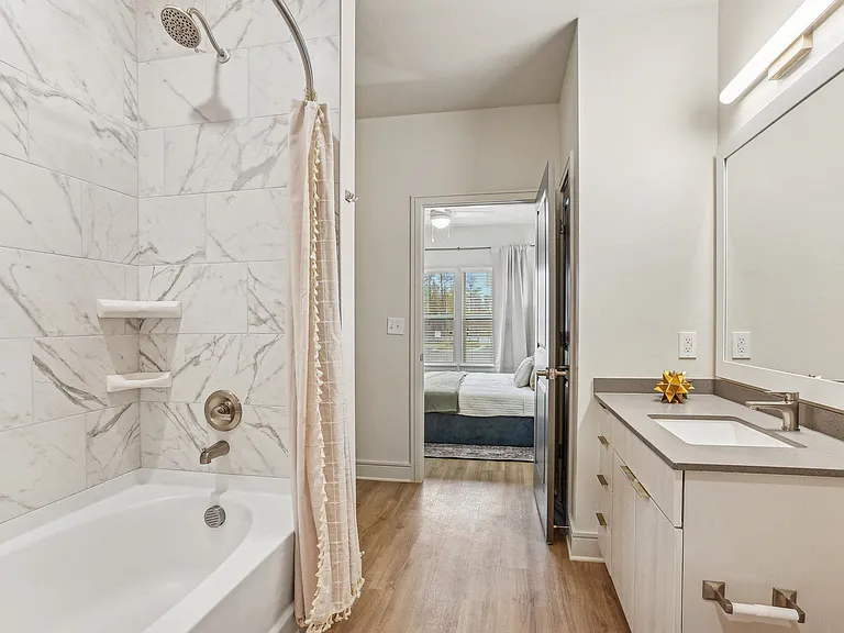 Sopra Luxury Living — Photo 38