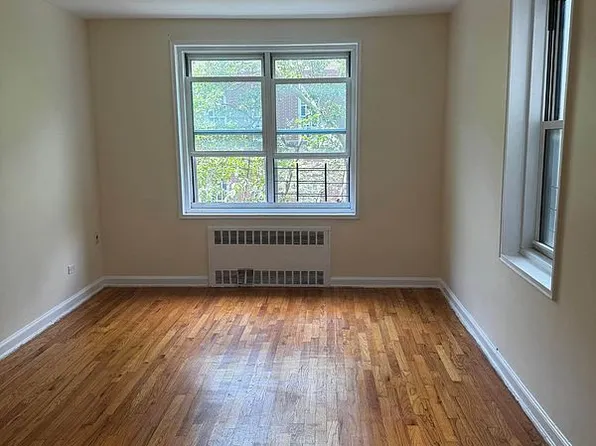 3415 74th St APT 3C, Jackson Heights, NY 11372