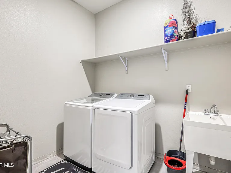 2375 Enchanted Peaks Ln — Photo 36