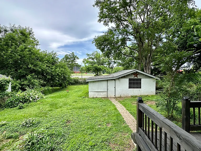 1889 Old Paris Rd — Photo 20