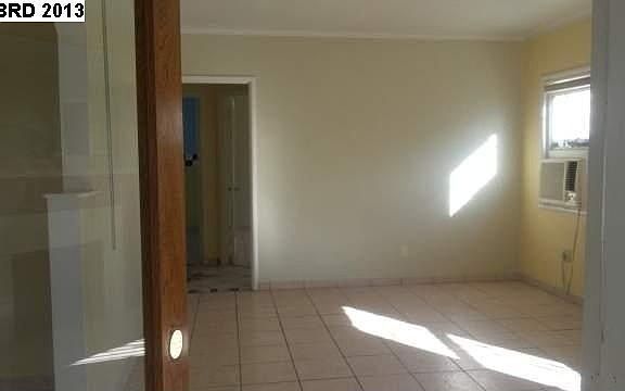 2nd image of 8636 Hillside St