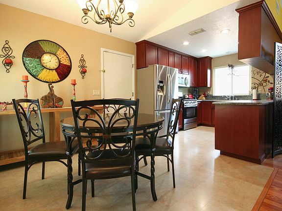 2nd image of 3701 Rollins Way