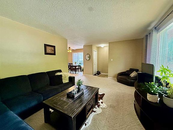 5th image of 5119 W 51st St