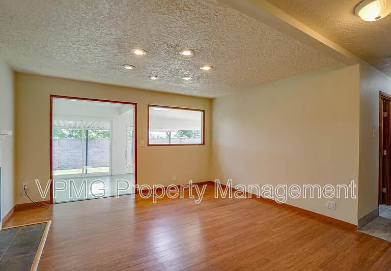 2008 NW Sierra Ln — Photo 26