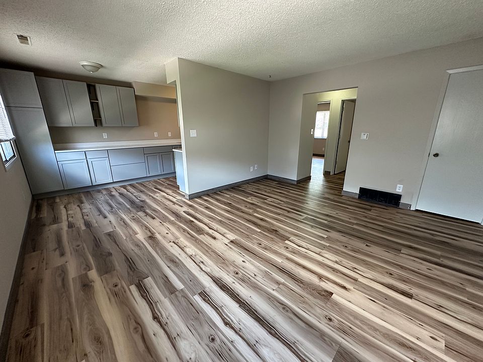 1st image of 950 Boston Way #8